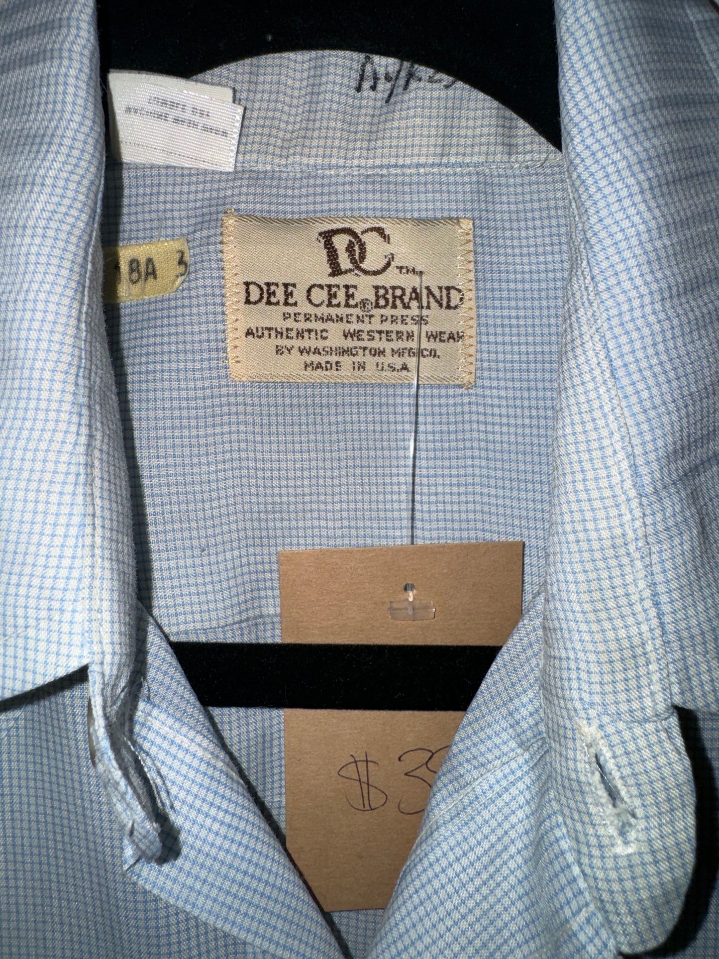 Vintage DeeCee Brand Pearl Snap Sawtooth Pocket Western