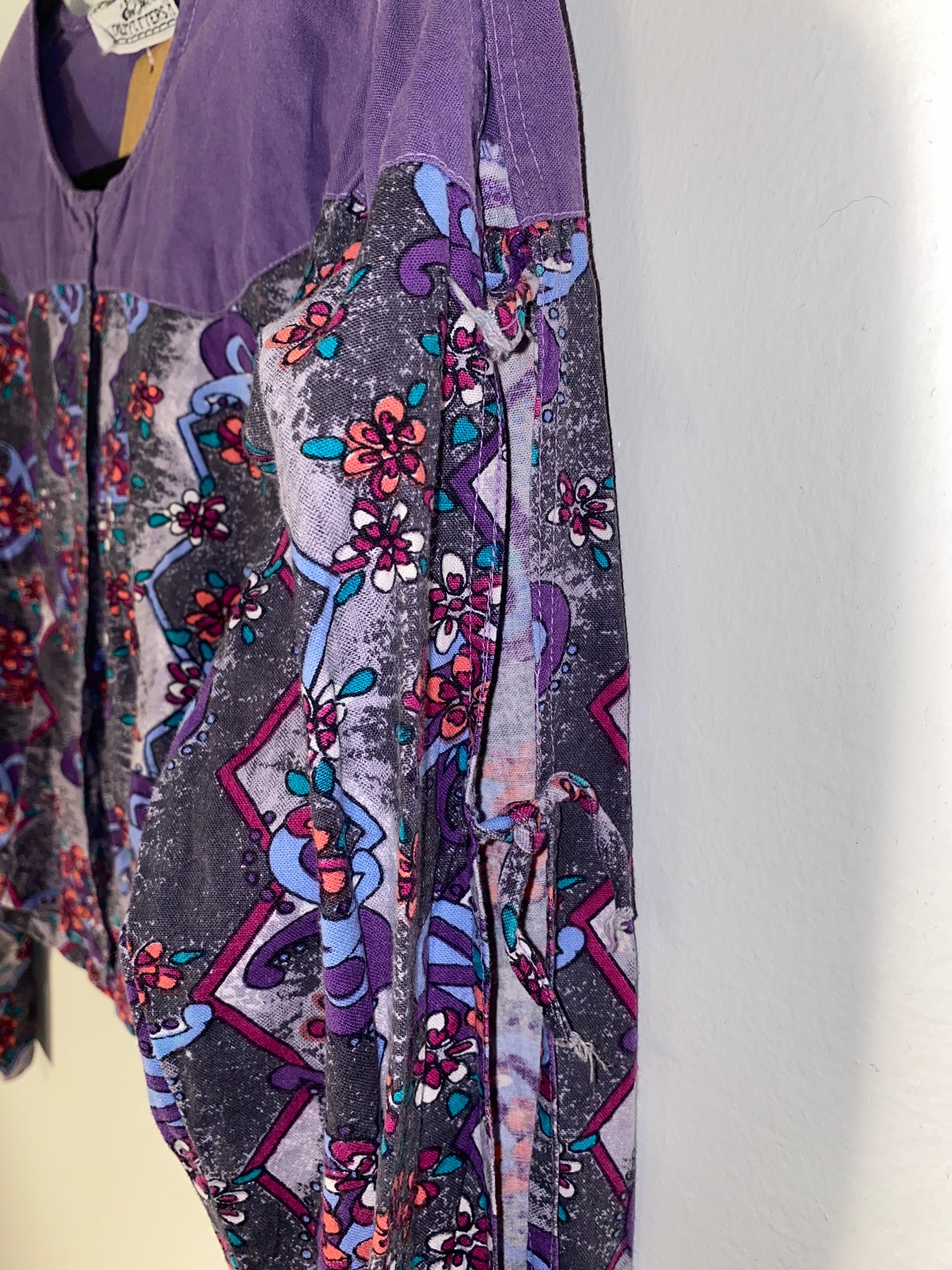 1980s Western Crop Button Up w Keyhole Sleeves