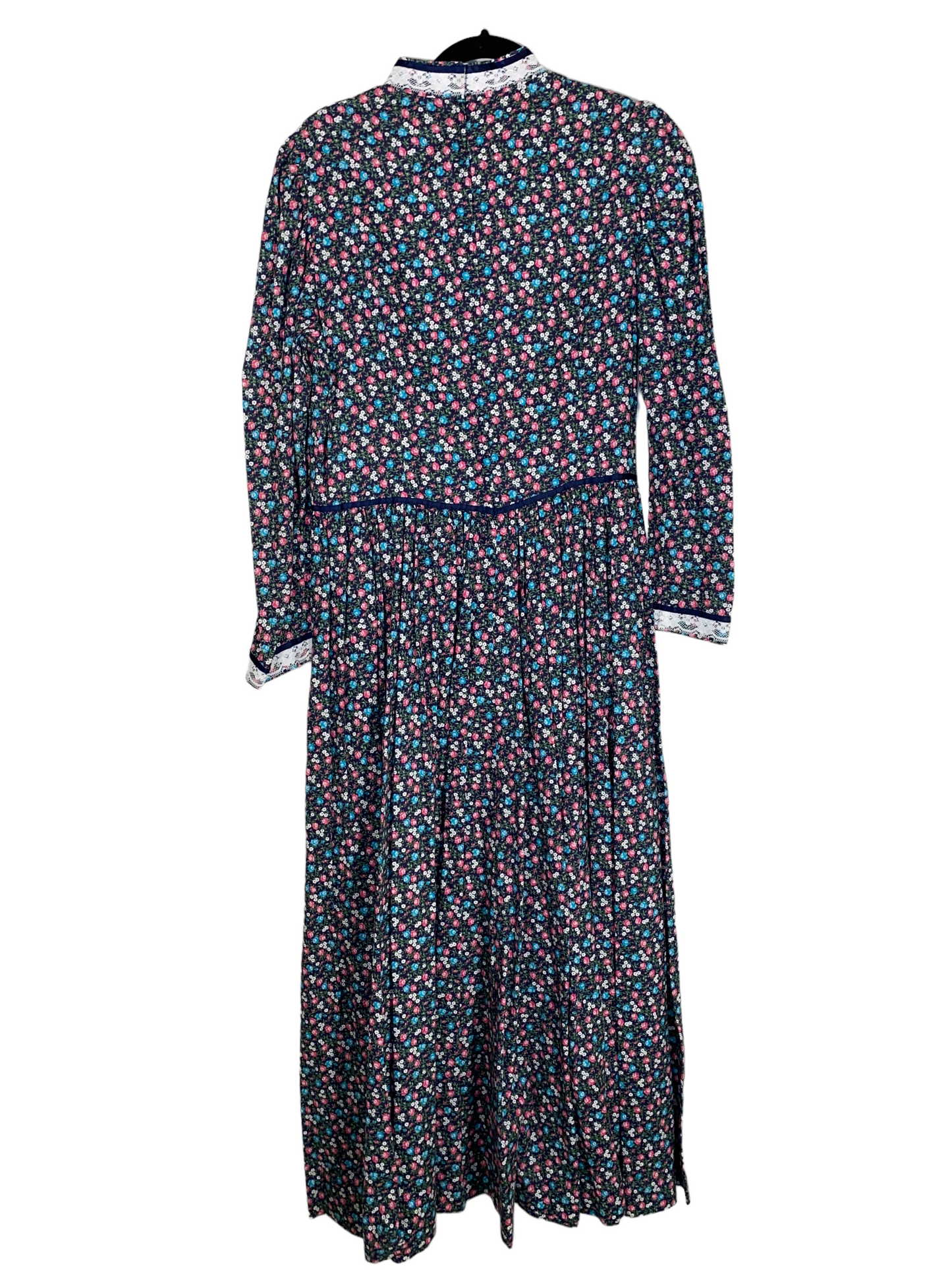 Handmade Prairie Dress w Matching Bonnet