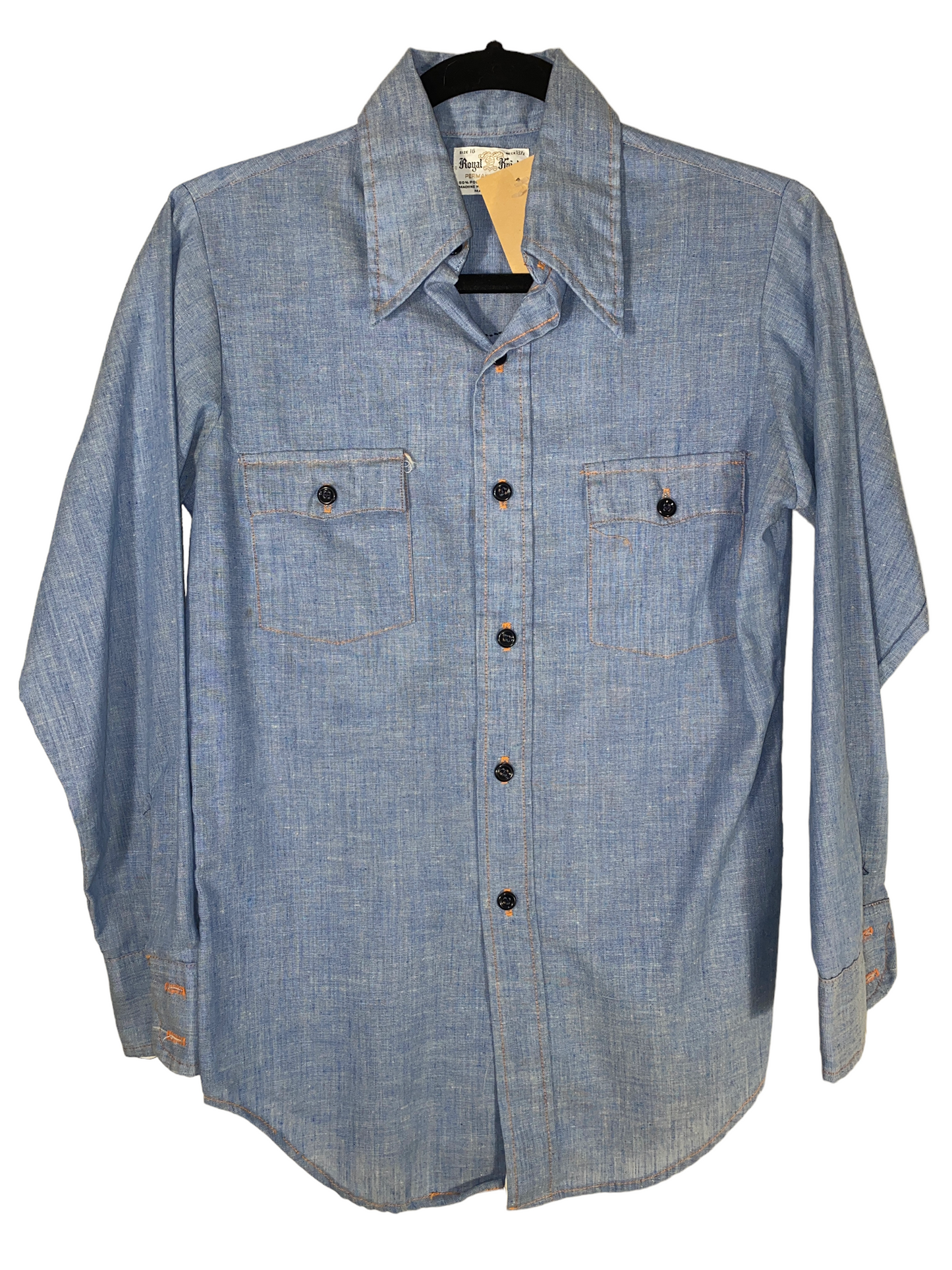 1970s Wide Lapel Chambray Button Up w Stitched Hound Dogs and Racoon