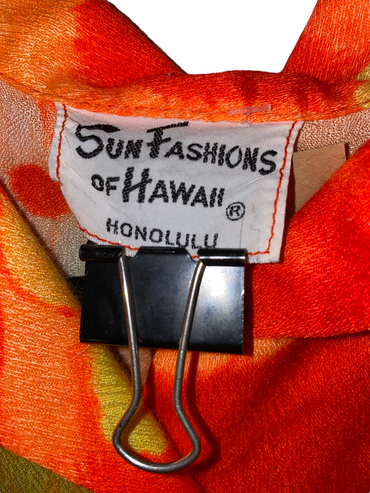 1960s Sun Fashions of Hawaii Mens Hawaiian Button Up